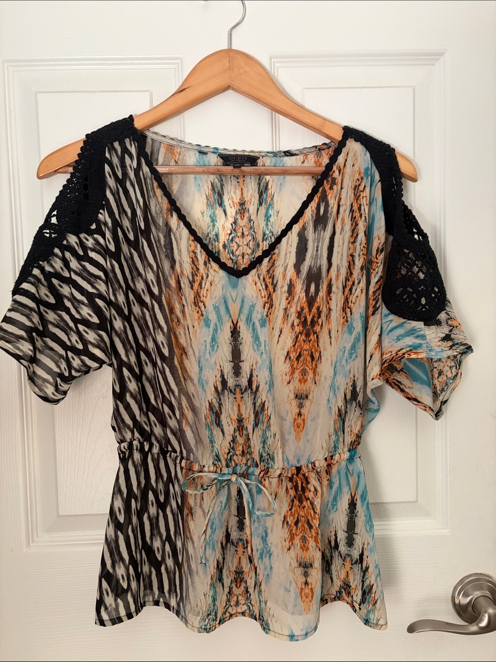 Guess Multicolor Abstract Print Blouse with Teal and Orange Accents